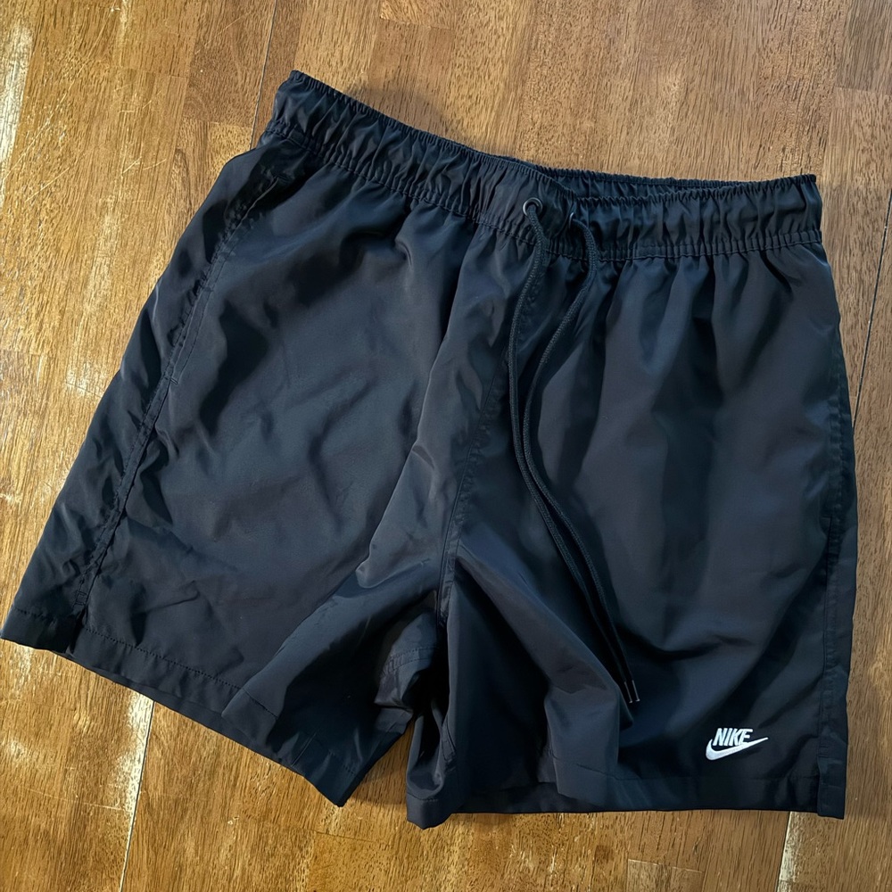 NIKE Club Woven Flow Mens Shorts